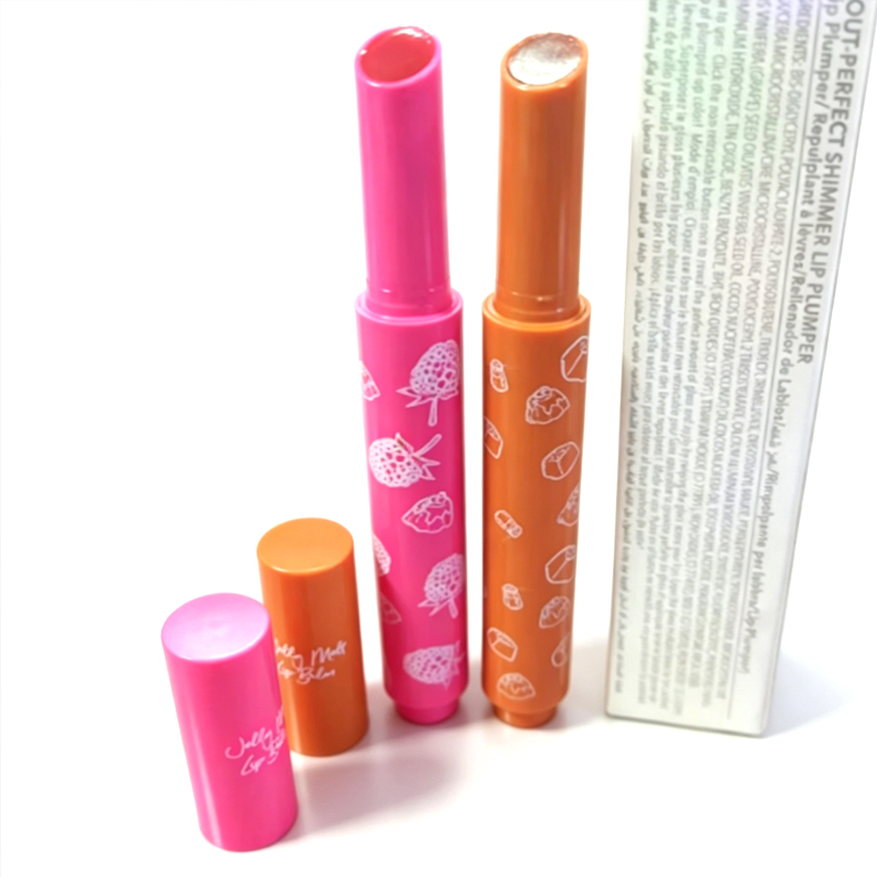 Moisture Kiss Pressed Lipstick for All-Day Wear
